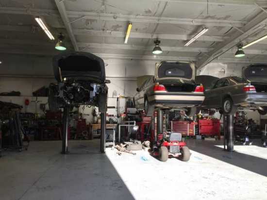 Auto Body Shop1.jpg