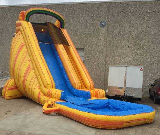 Bounce House4.jpg