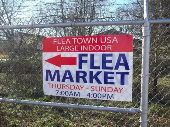 Flea Town USA 7.jpg