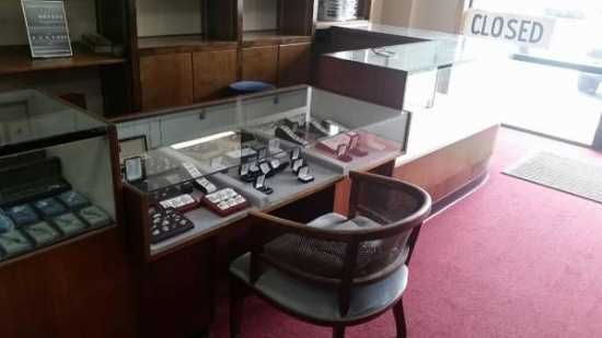 Display Case/Jewelry Case (Greer, SC)