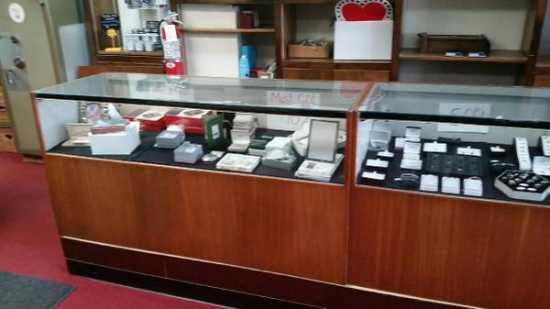 Solid Mah jewelry Case2.jpg