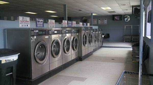 Coin Laundry5.jpg